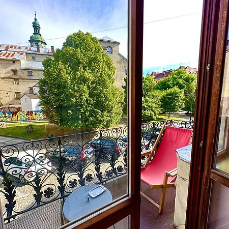 Romantic Apartments - Оn Valova Street Lviv Exteriör bild