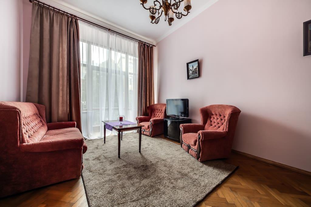 Romantic Apartments - Оn Valova Street Lviv Exteriör bild