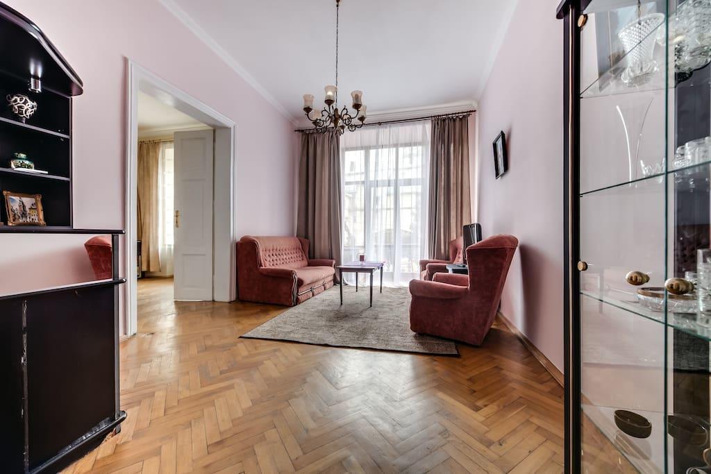 Romantic Apartments - Оn Valova Street Lviv Exteriör bild